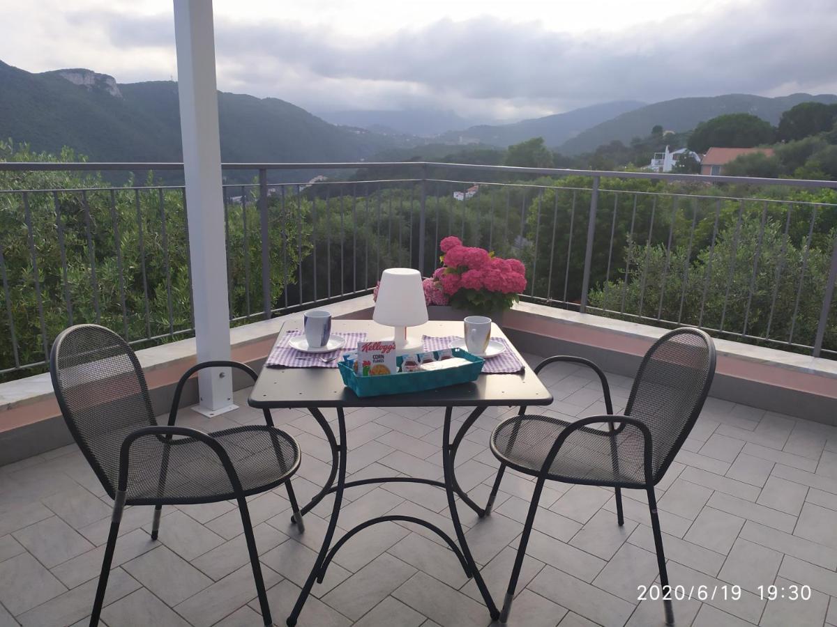 La Vie Est Belle Bed & Breakfast Finale Ligure Dış mekan fotoğraf